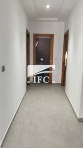 El Kram Le Kram Bureaux & Commerces Bureau Bureau en 3 espaces90mjardin de