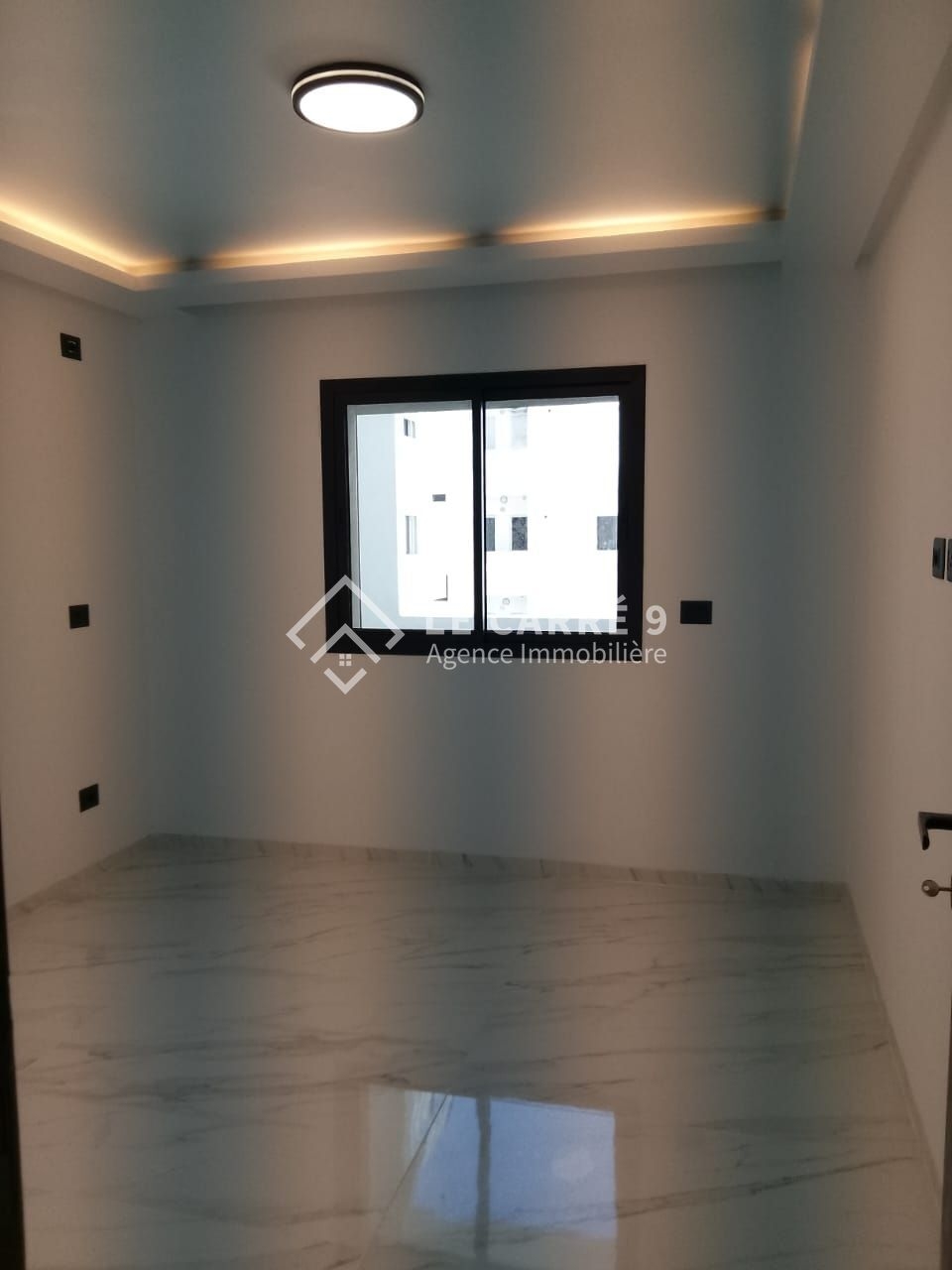 La Marsa El Aouina Location Appart. 2 pices Un s1 neuf  cit les palmeraies