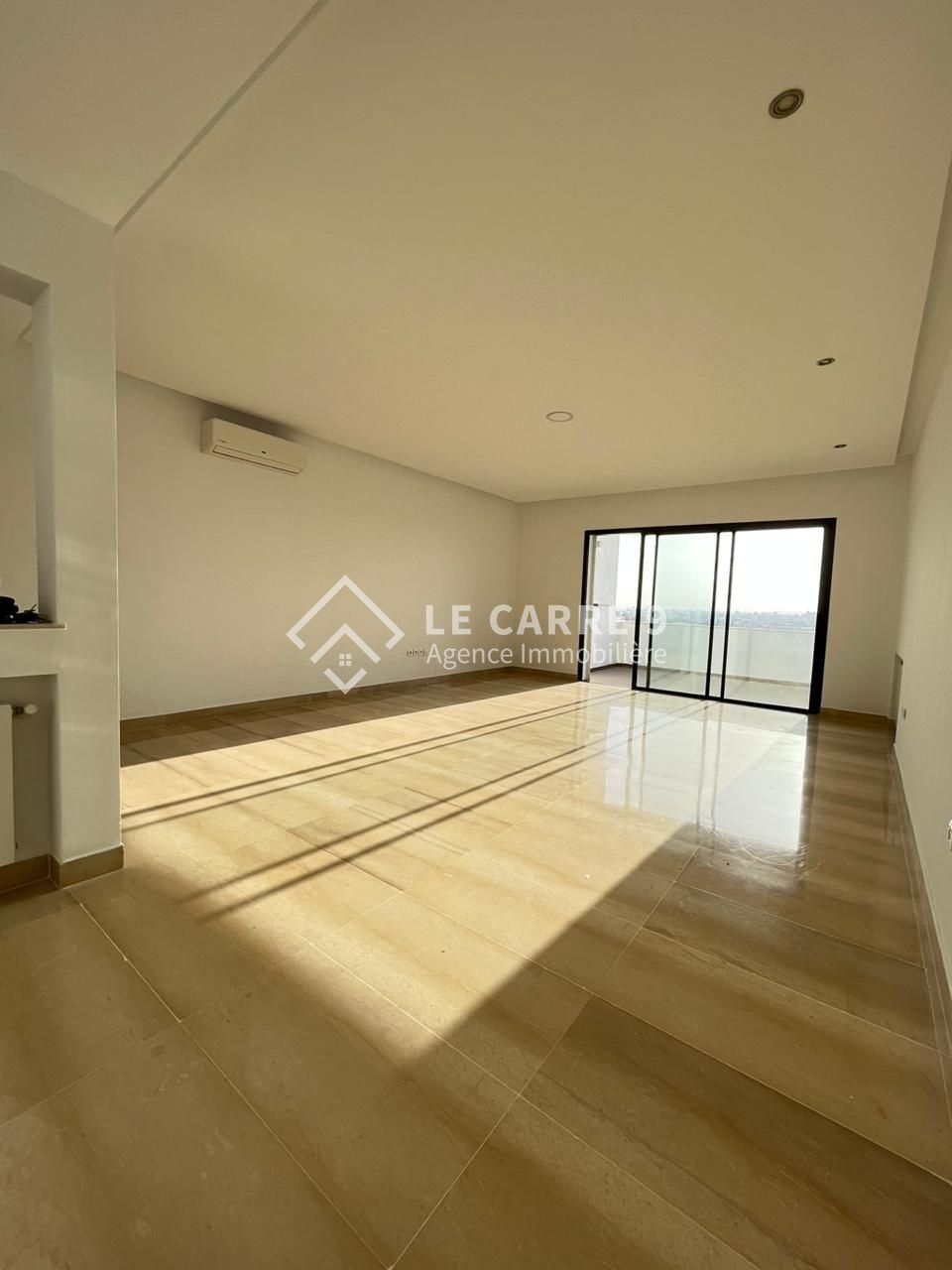 Ain Zaghouan Ain Zaghouan Location Appart. 3 pices S2 de 130m2  ain zaghouan nord