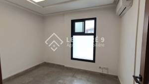 La Marsa&nbsp;Berge Du Lac&nbsp;Location&nbsp;Appart. 1 pi�ce&nbsp;Un bureau a3 au lac 2