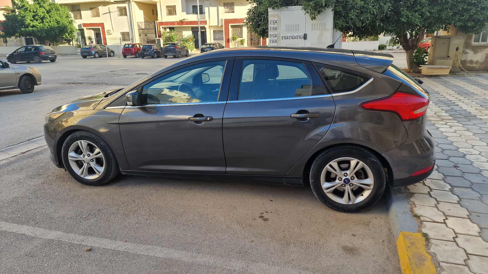 Le Bardo Le Bardo Ford Focus Ford focus trendsport ecoboost