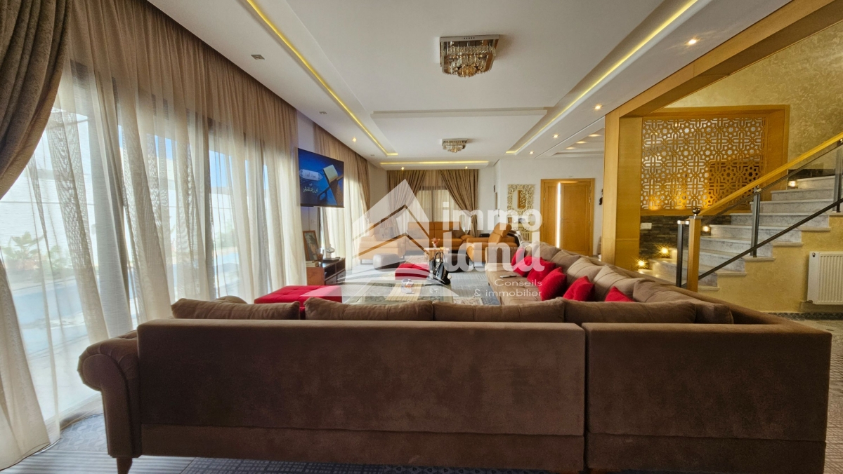 La Soukra&nbsp;La Soukra&nbsp;Location&nbsp;Maisons&nbsp;Villa de luxe meubl� avec piscine � la soukra