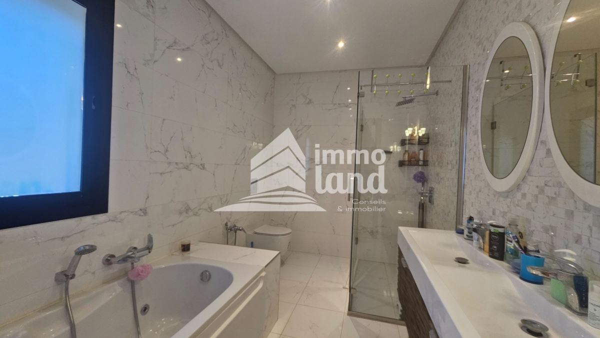 La Soukra&nbsp;La Soukra&nbsp;Location&nbsp;Maisons&nbsp;Villa de luxe meubl� avec piscine � la soukra