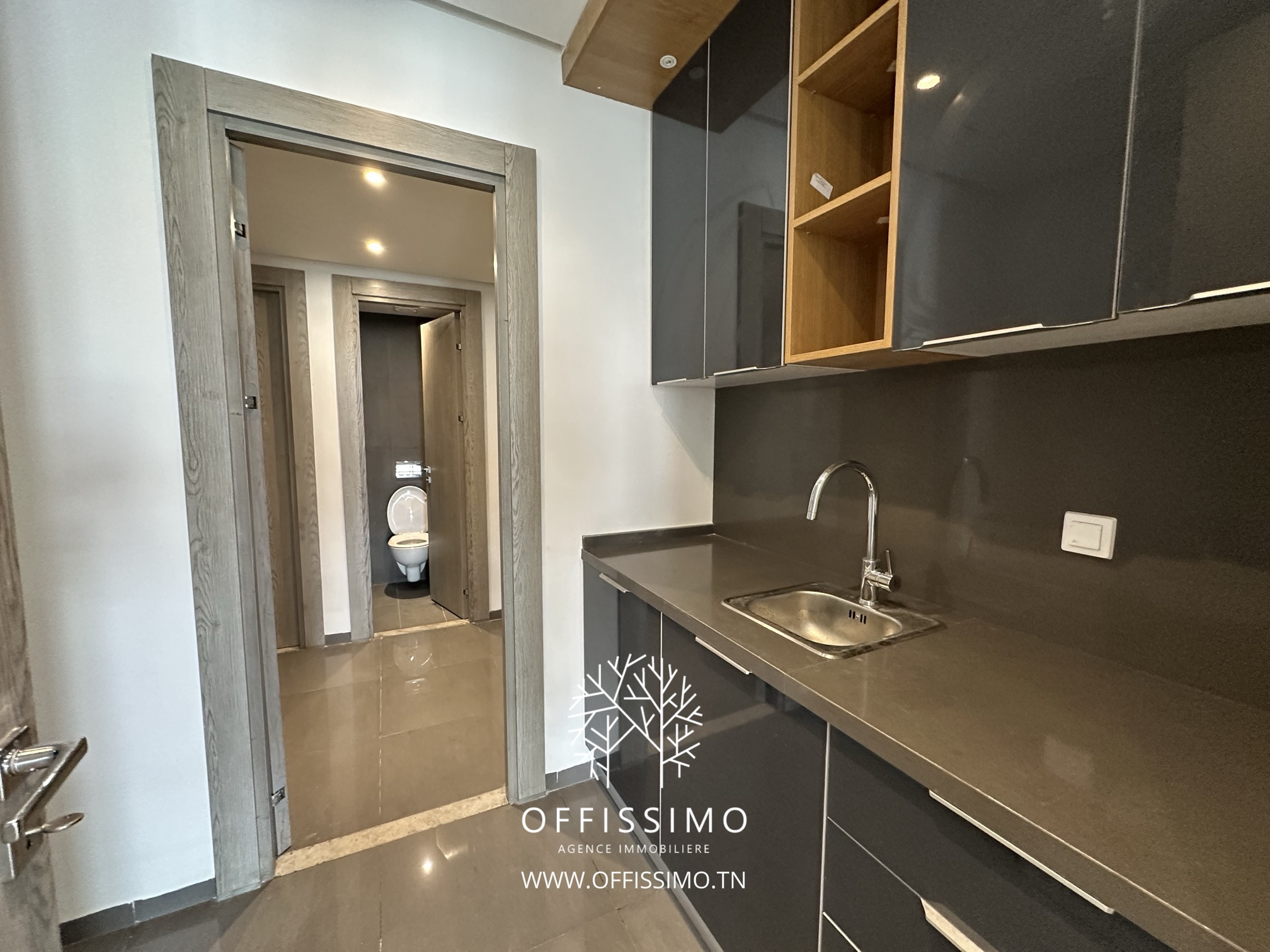 La Marsa Berge Du Lac Vente Surfaces Bureau lac 2 grand luxe