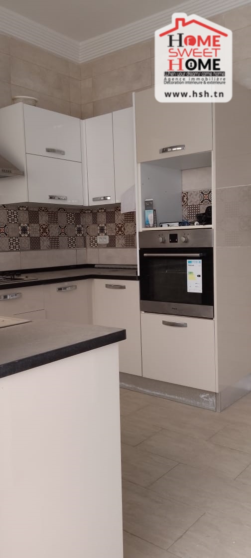 La Marsa&nbsp;Cite Des Juges 2&nbsp;Location&nbsp;Appart. 2 pi�ces&nbsp;Etage de villa jemni cit� el hokem