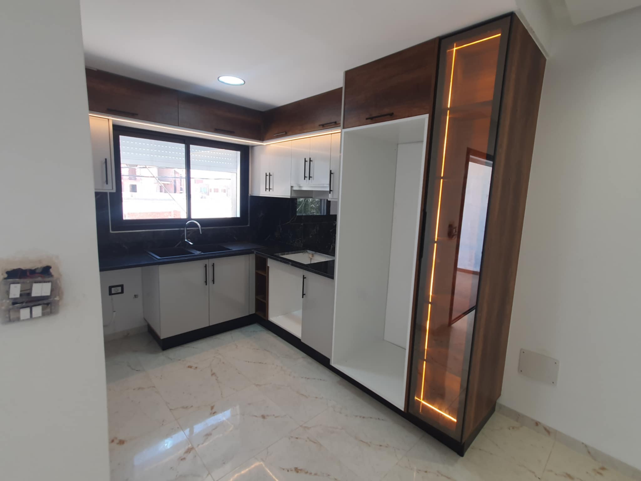 Hammam El Ghezaz Ezzahra Vente Appart. 2 pices Des appartements 2 me position a ezzahra kelibia