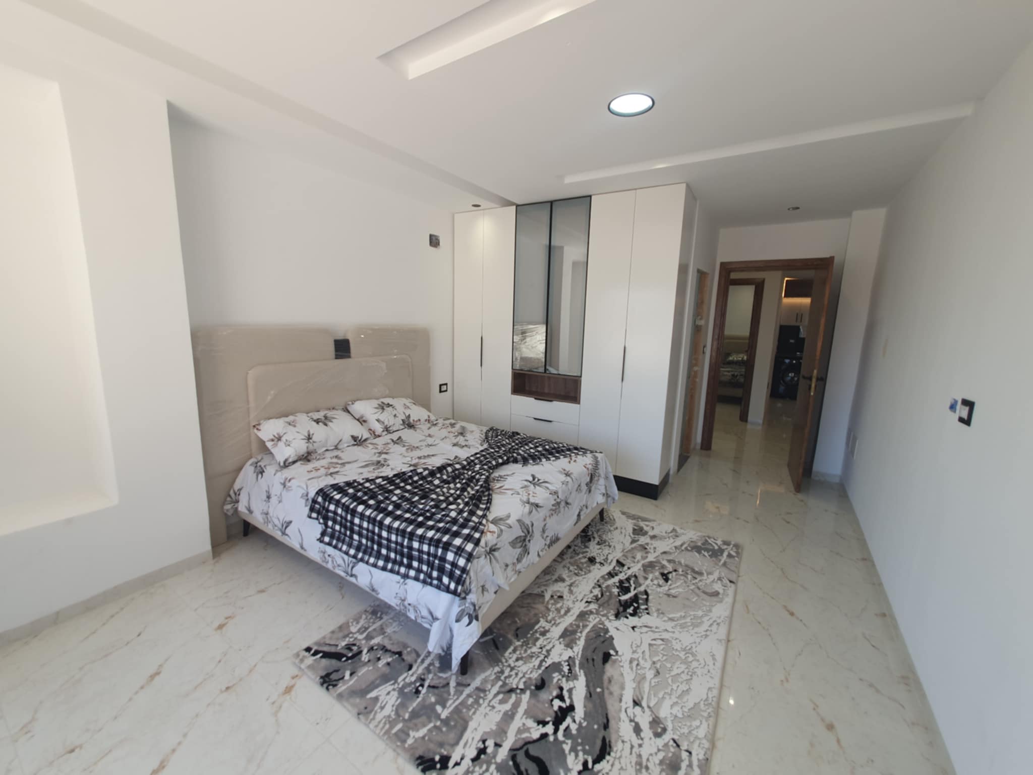 Hammam El Ghezaz Ezzahra Vente Appart. 2 pices Des appartement 2me position  ezzahra kelibia