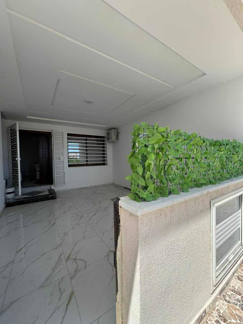 Hammam El Ghezaz Ezzahra Vente Appart. 2 pices Appartement 200 m de la plage  ezzahra kelibia