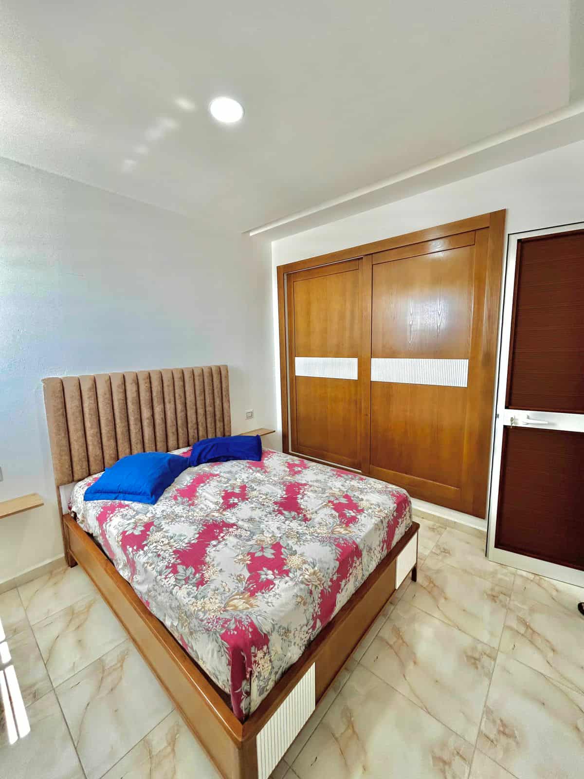 Hammam El Ghezaz&nbsp;Ezzahra&nbsp;Vente&nbsp;Appart. 1 pi�ce&nbsp;Appartement � ezzahra  k�libia