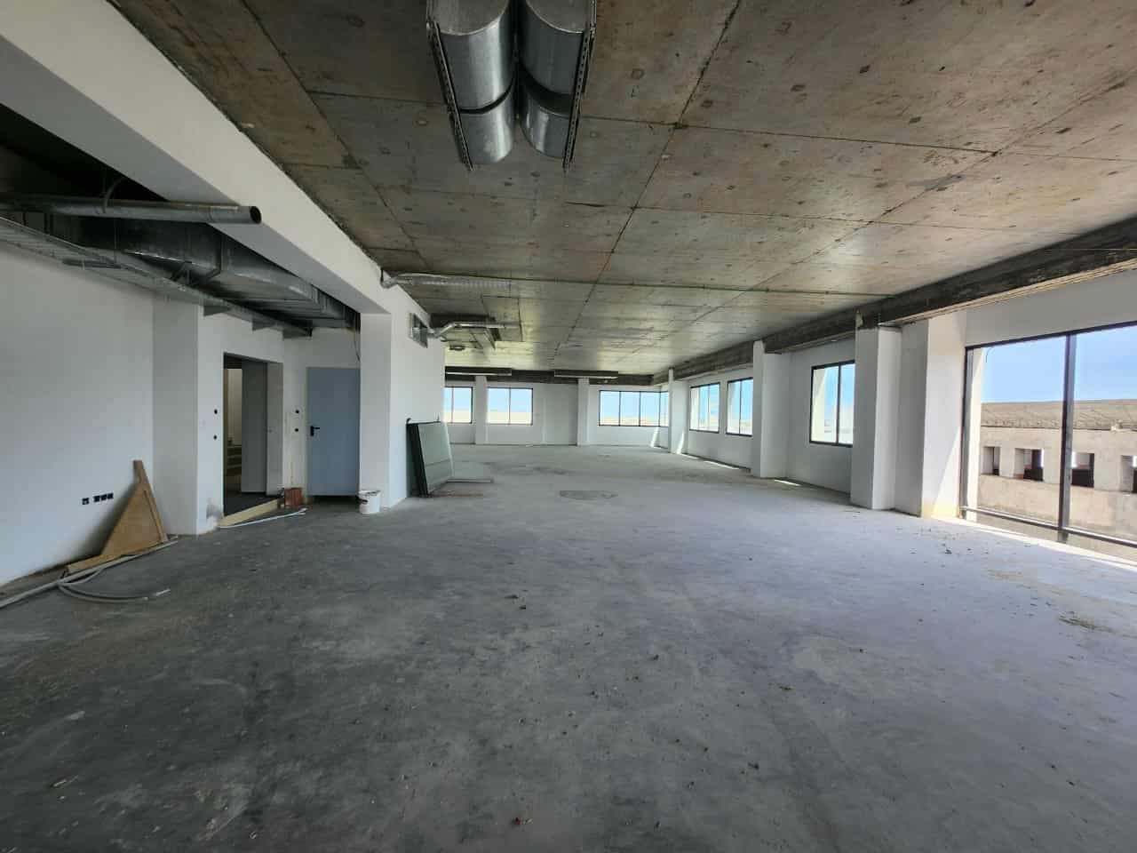 Raoued Cite El Ghazala 2 Bureaux & Commerces Bureau Super immeuble high tech  pole la gazelle