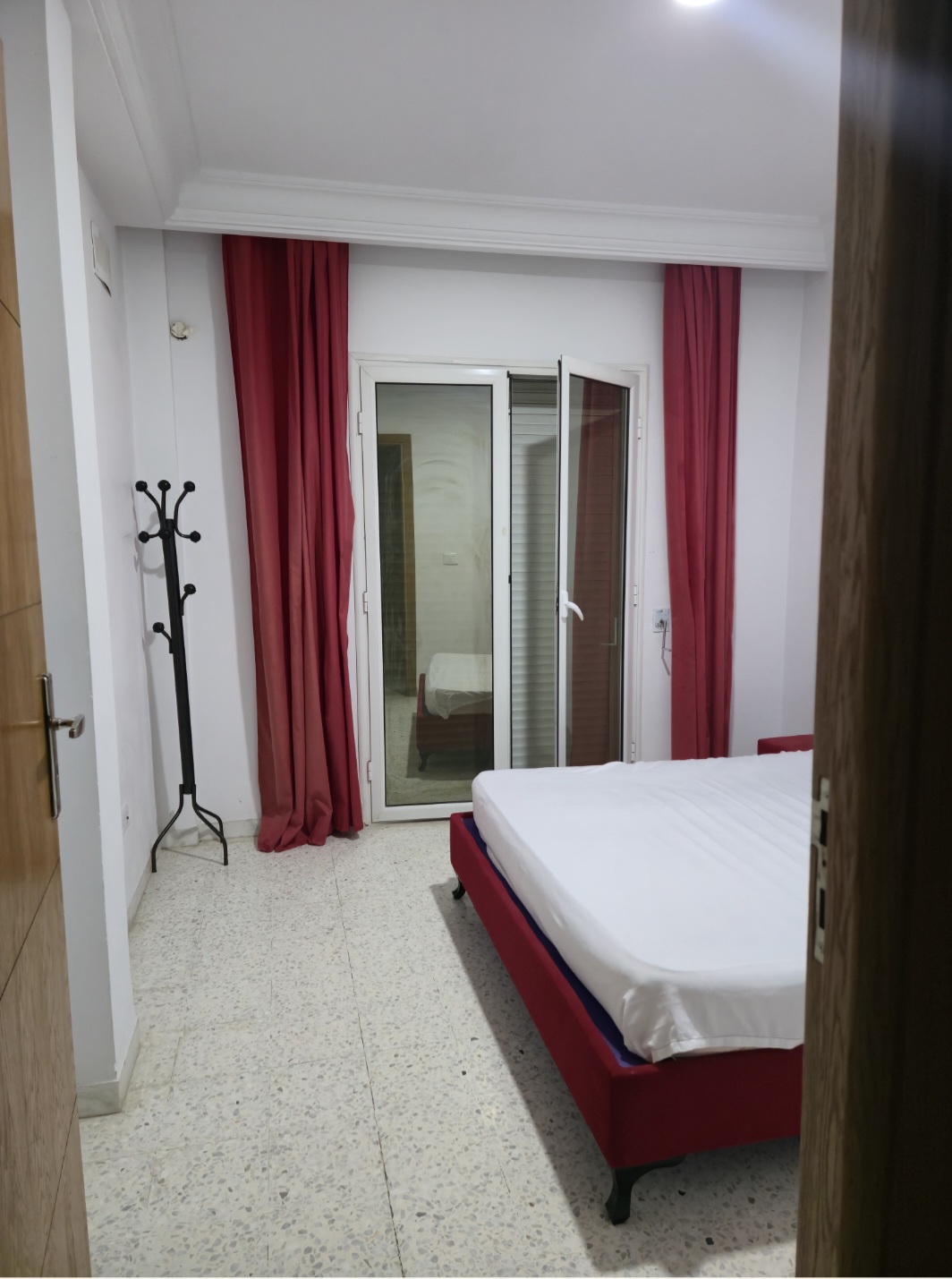 La Marsa El Aouina Vente Appart. 1 pice Joli appartement s1