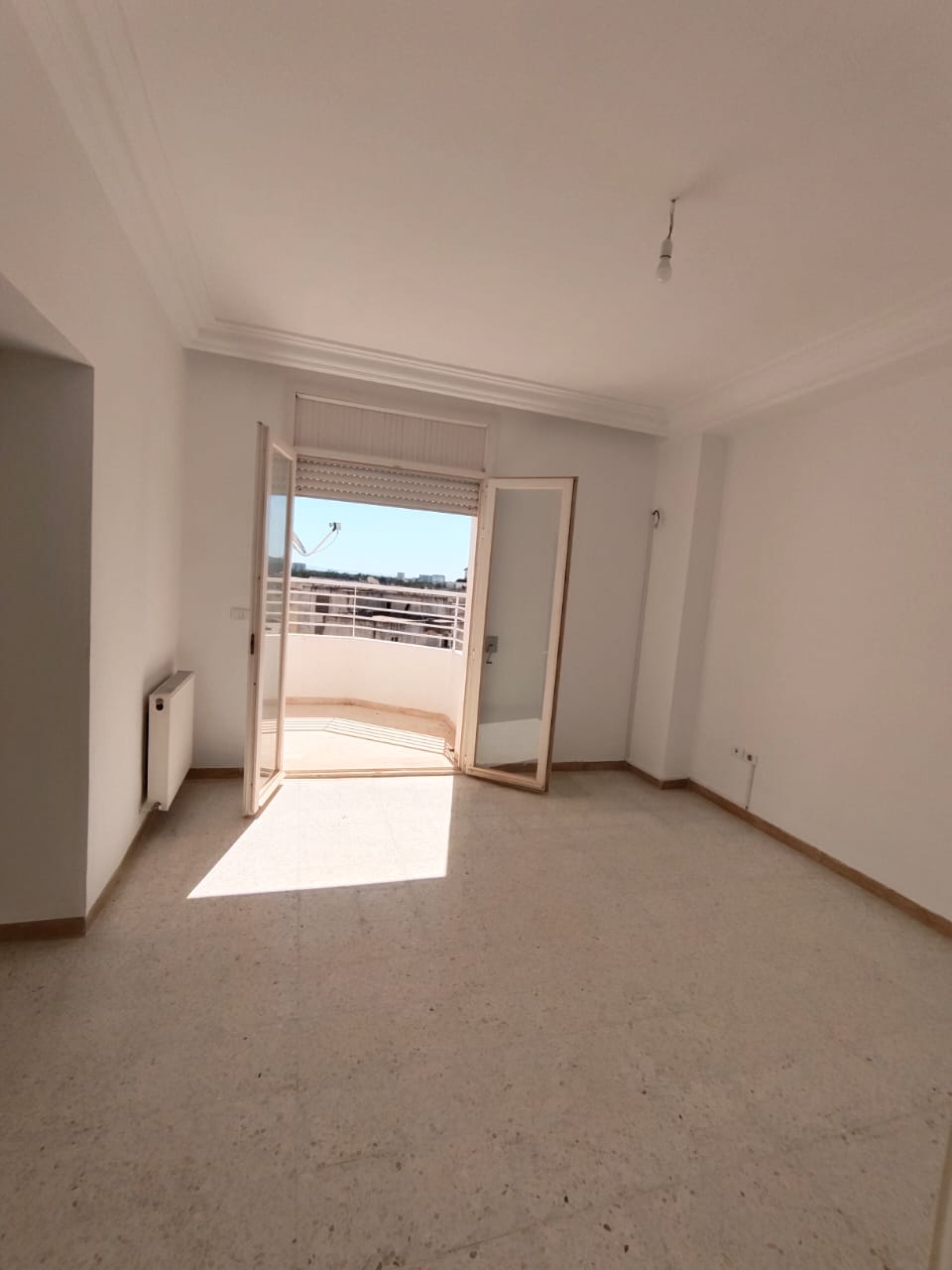 La Marsa El Aouina Vente Appart. 5 pices+ Aouina wahat vent s4 175 m2
