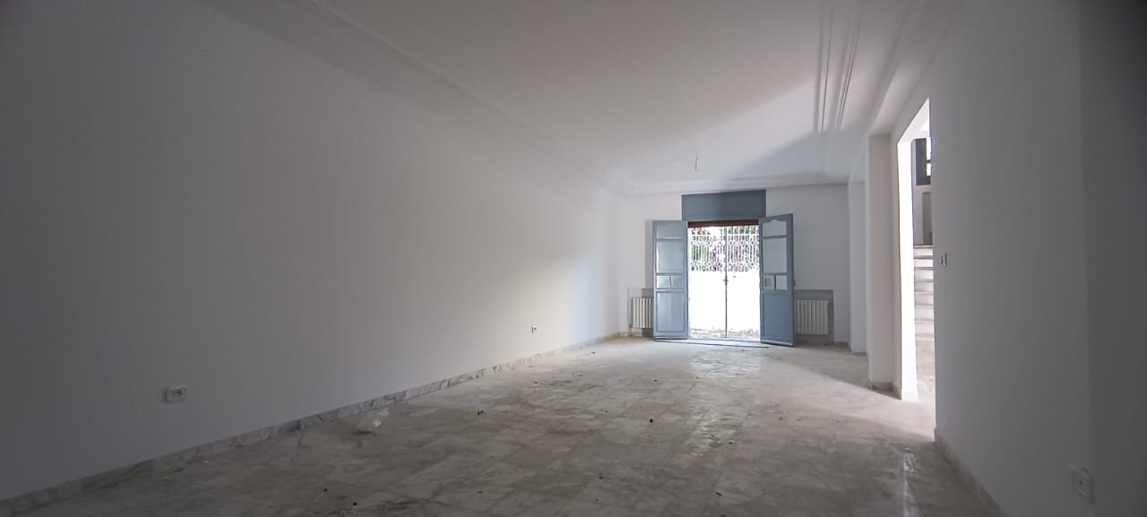 El Menzah El Manar 2 Vente Duplex Triplex spacieux  manar 3