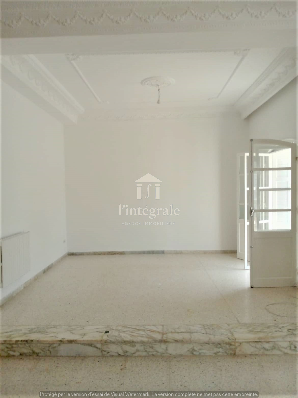 El Menzah El Menzah 9 Location Maisons S4 rez de chausse avec jardin