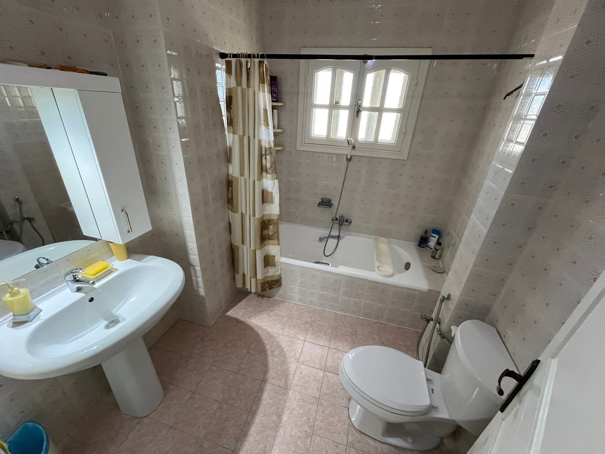 Ariana Ville Riadh Landlous Vente Maisons Manigfique villa 1280 md a riadh andalous