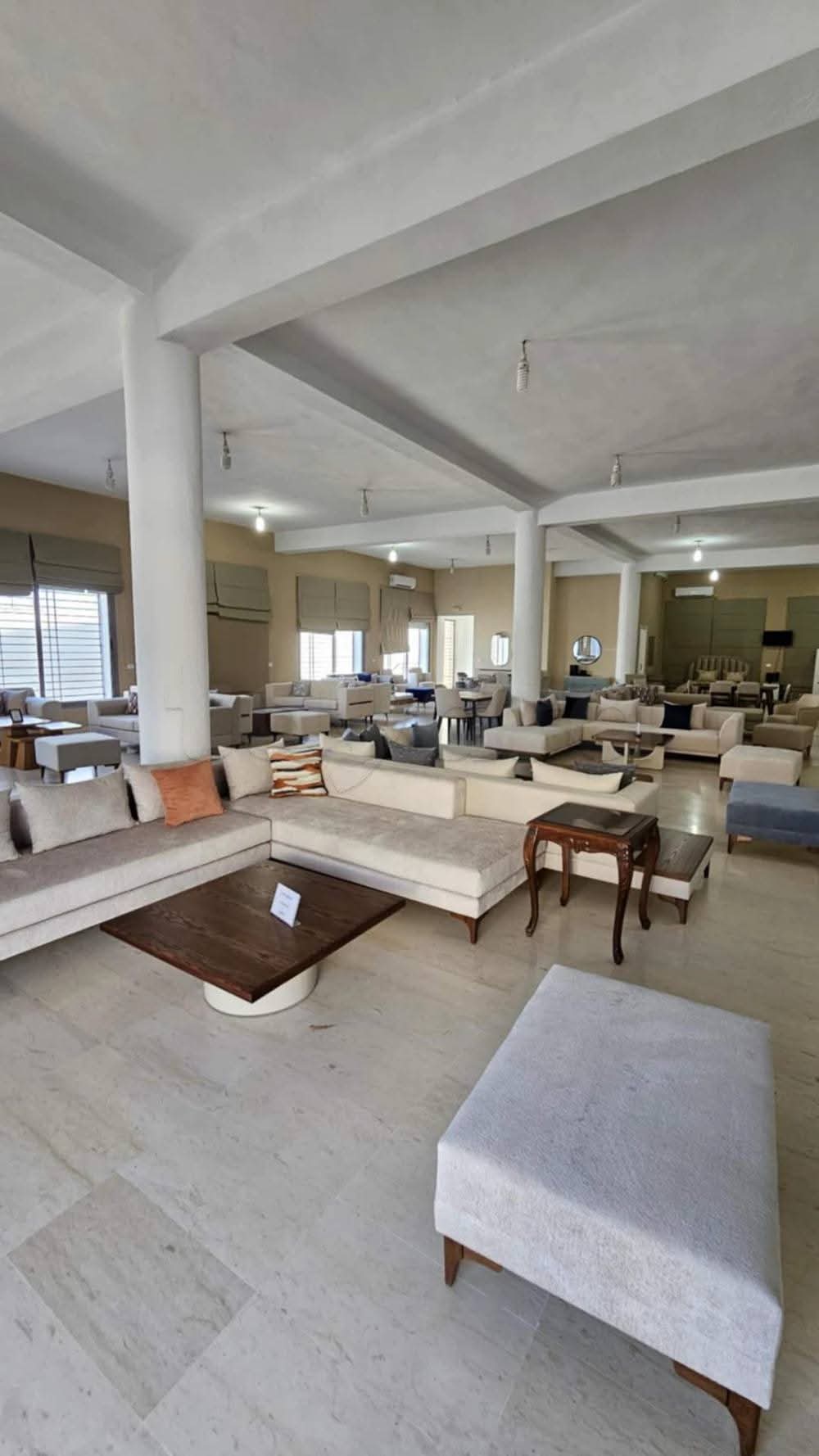 Bureaux & Commerces Surfaces
