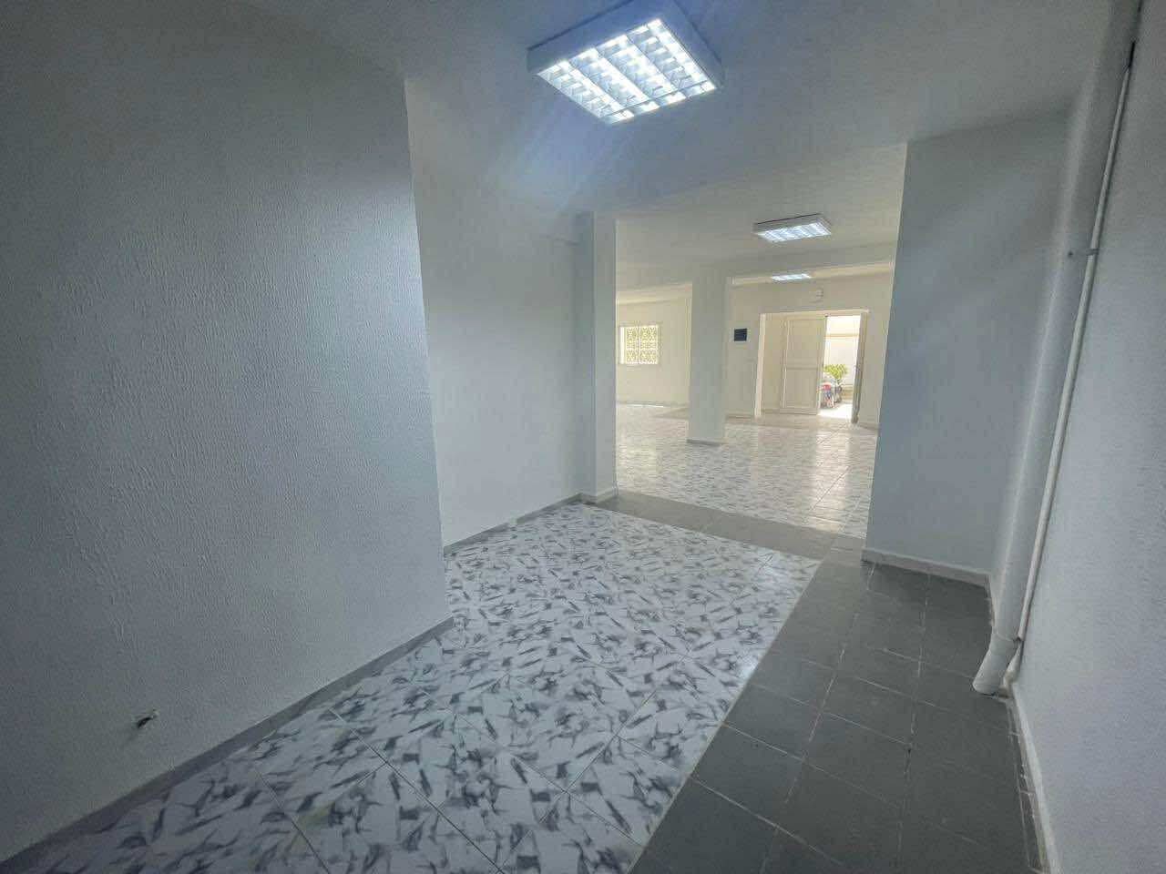 Bureaux & Commerces Bureau