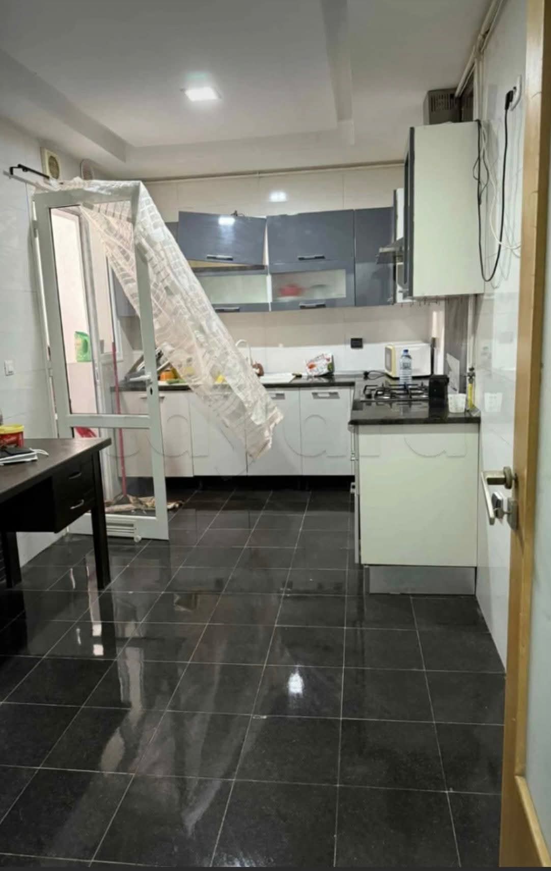 Ariana Ville Cite Ennasr 2 Location Appart. 3 pices S2 meuble 1700 d a  ennasr2