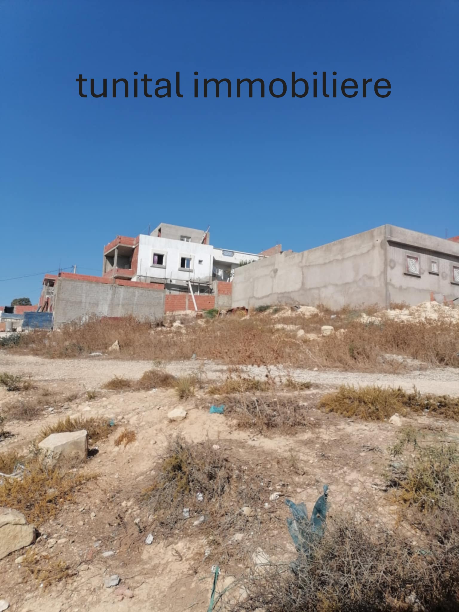 Raoued&nbsp;Jaafar 1&nbsp;Terrain&nbsp;Terrain nu&nbsp;Ariana  raoud jafar