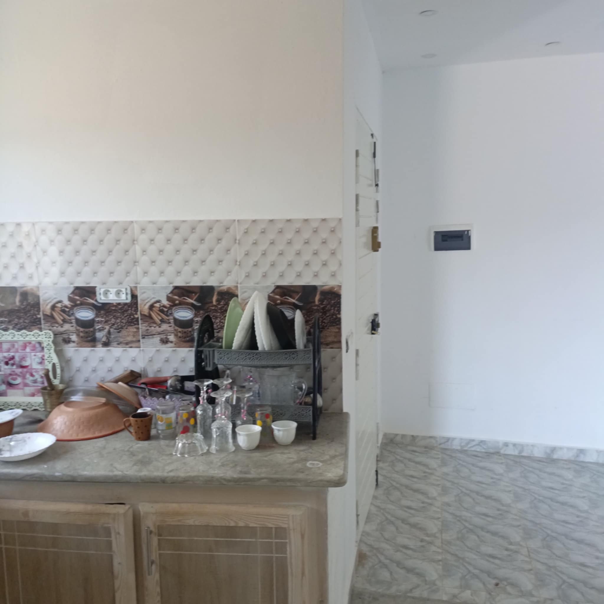 Hammamet&nbsp;Hammamet&nbsp;Vente&nbsp;Appart. 2 pi�ces&nbsp;Av studio de 600m pas loin de hammamet yasmine