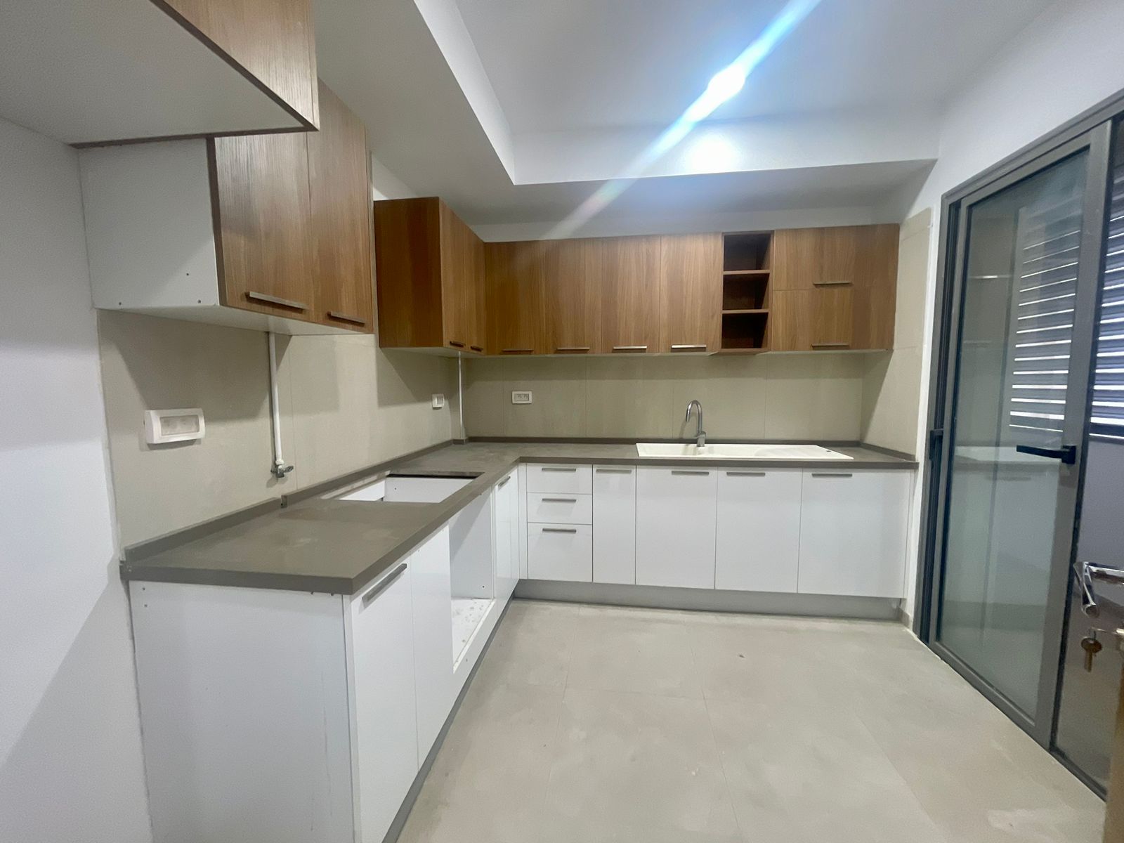 Ariana Ville&nbsp;Cite Ennasr 2&nbsp;Location&nbsp;Appart. 4 pi�ces&nbsp;Nouvelle opportunit� s3 neuf � ennasr 2