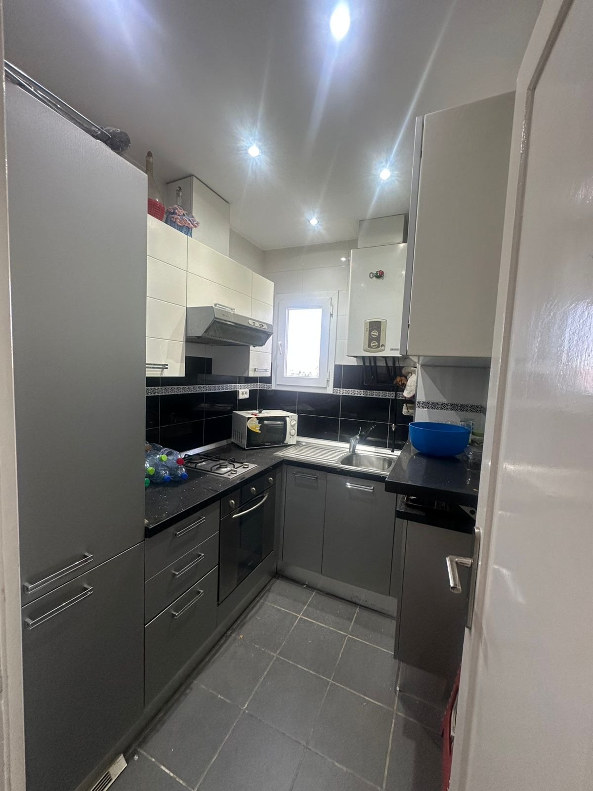 Ariana Ville El Menzah 5 Vente Appart. 2 pices Un appartement en s1  menzah 5