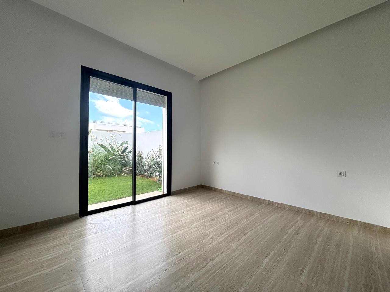 La Soukra&nbsp;Chotrana 1&nbsp;Vente&nbsp;Appart. 4 pi�ces&nbsp;Appt s3 neuf avec jardin � chotrana 1