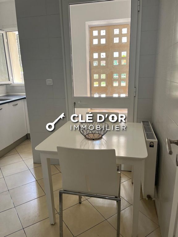 La Marsa&nbsp;Berge Du Lac&nbsp;Location&nbsp;Appart. 2 pi�ces&nbsp;Un raffine s1 meubl� situ� au lac 2