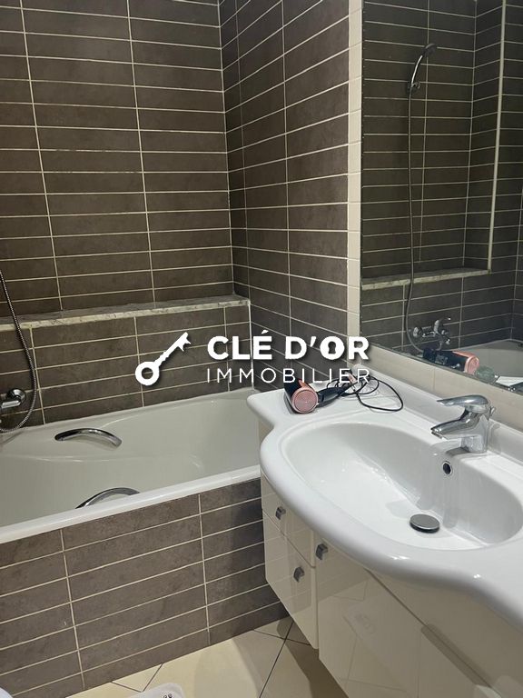 La Marsa&nbsp;Berge Du Lac&nbsp;Location&nbsp;Appart. 2 pi�ces&nbsp;Un super  appartement s1 meubl� situ� au lac 2