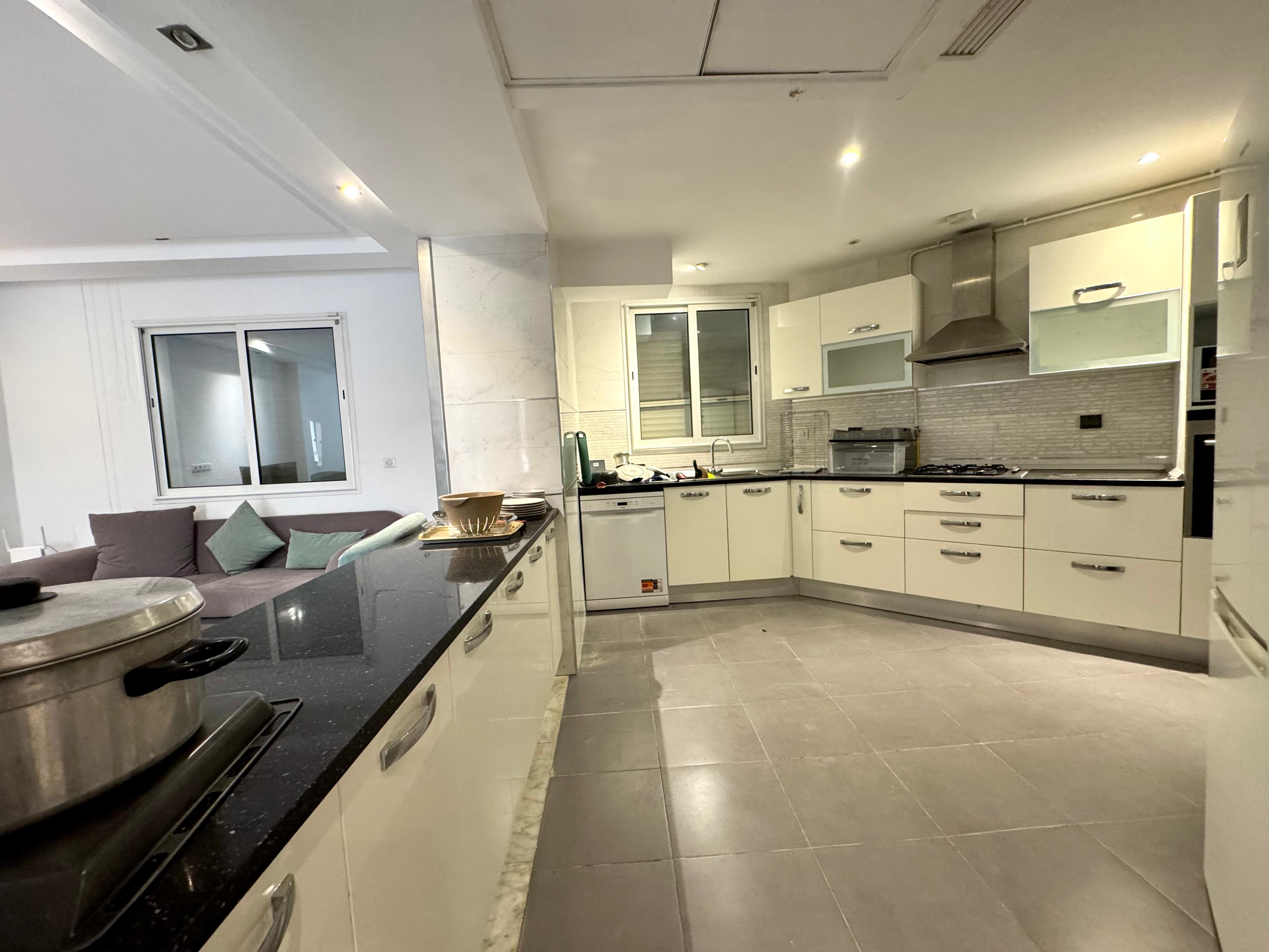 La Marsa&nbsp;Berge Du Lac&nbsp;Location&nbsp;Appart. 4 pi�ces&nbsp;Un duplex s2 au lac2