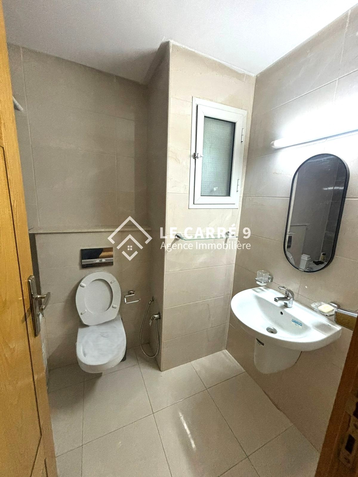 La Marsa El Aouina Location Appart. 3 pices Un appartement s2 meubl  cit les palmeraies