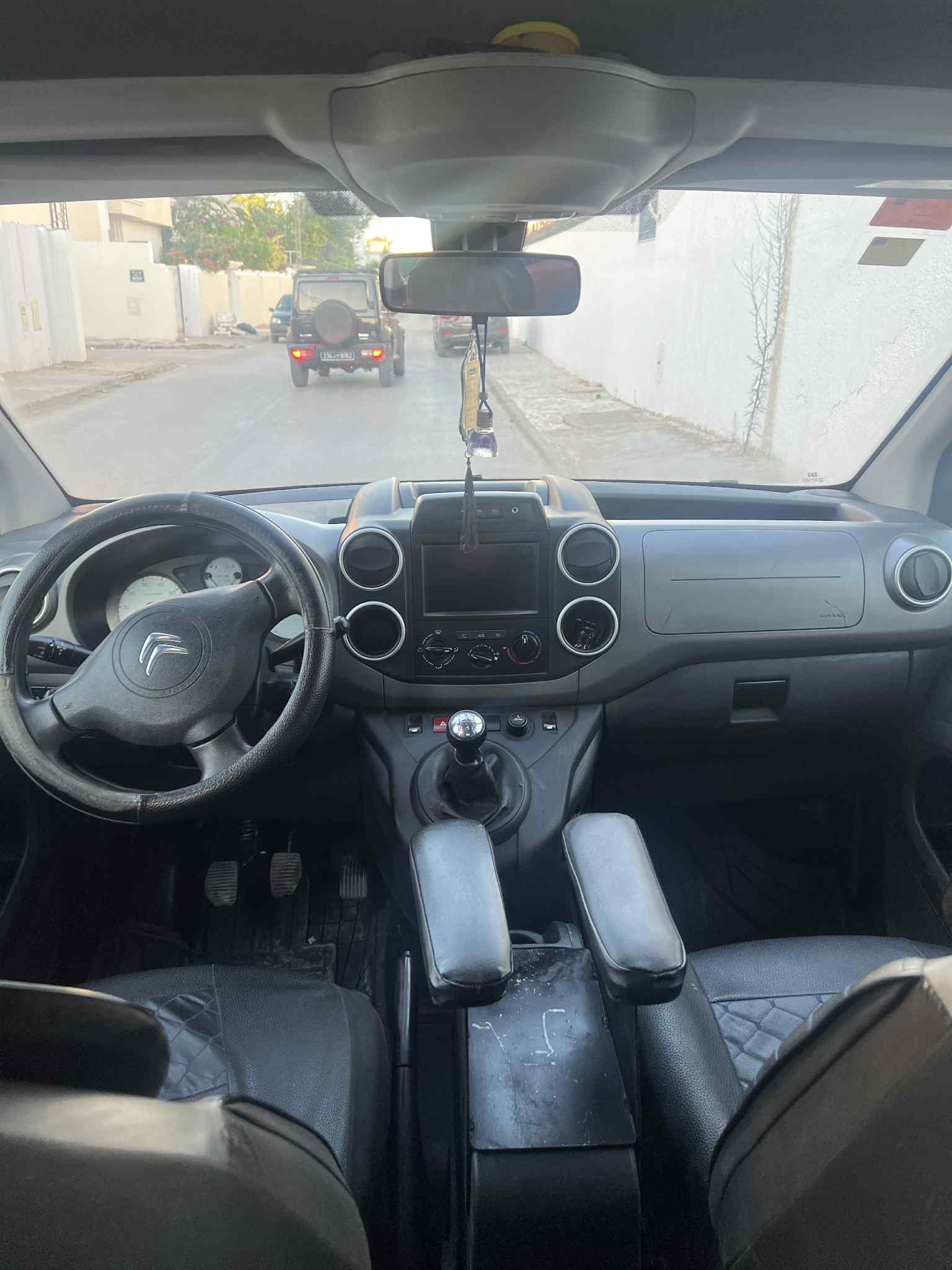 Raoued Cite El Ghazala 1 Citroen Berlingo Citroen berlingo 5 places