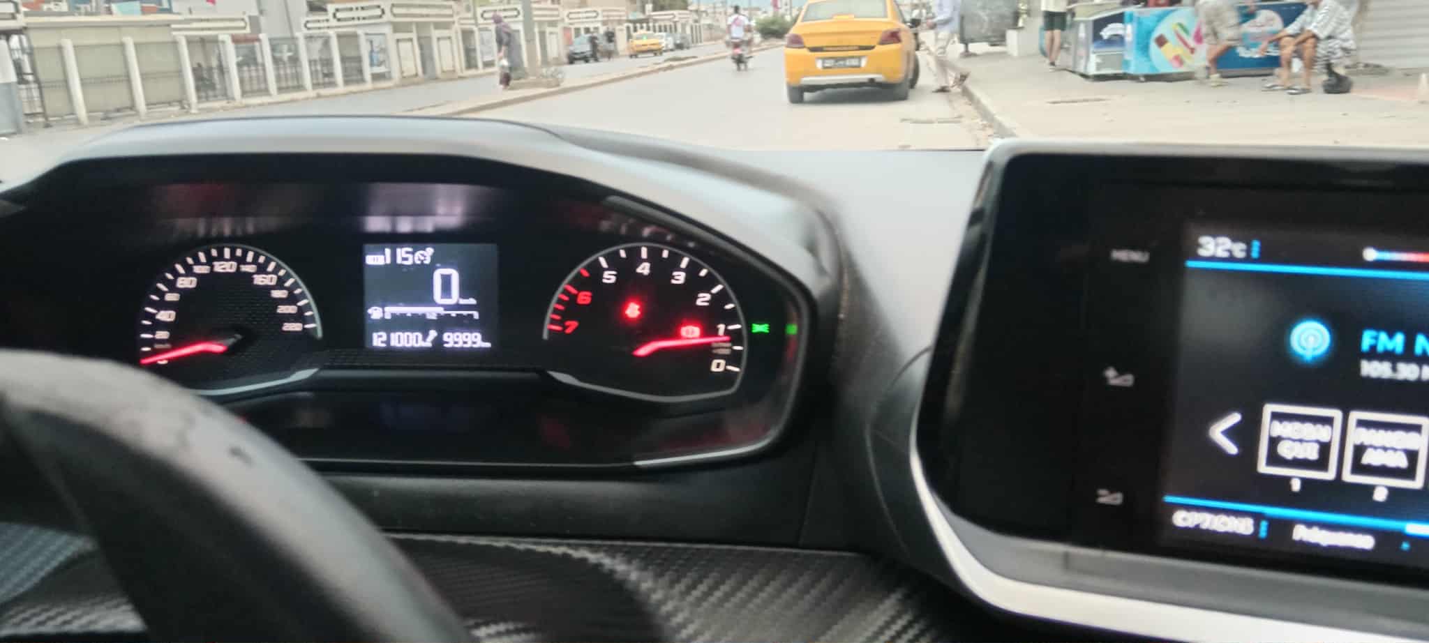 Peugeot 208