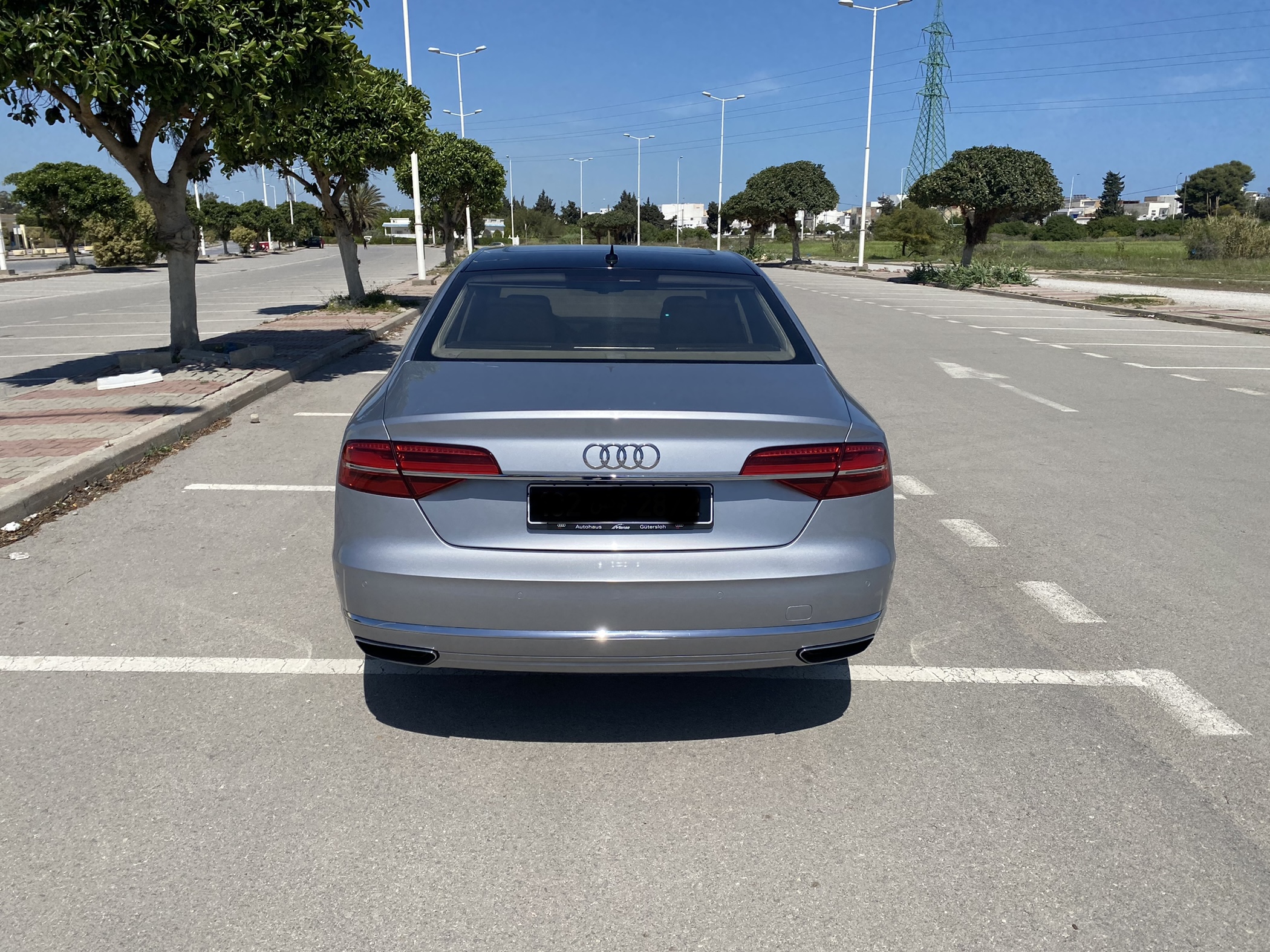 Audi A8
