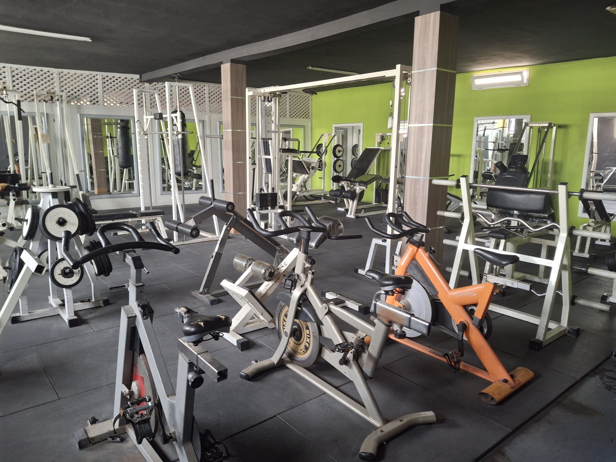 Mnihla Mnihla Autre Autre Matriels de sport en bon tat