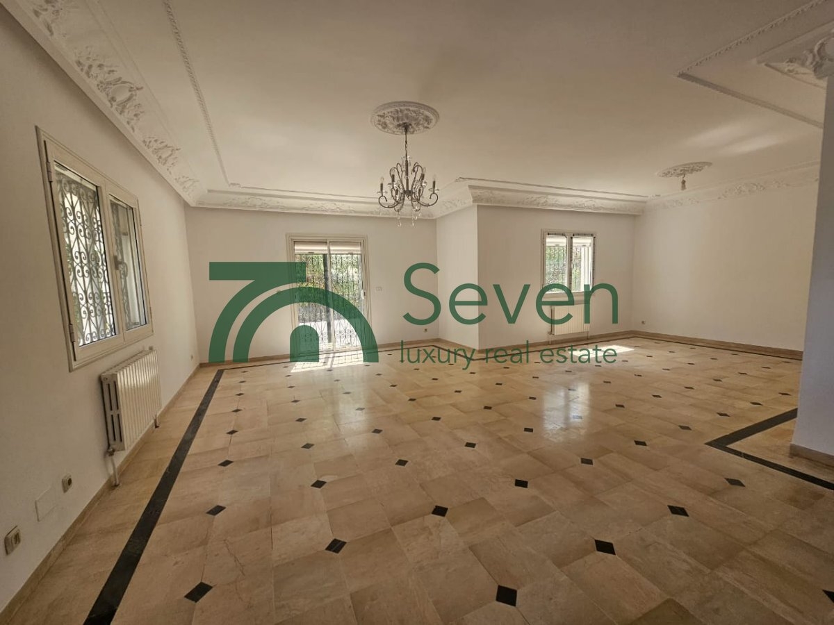 La Marsa Berge Du Lac Location Appart. 4 pices Une villa en s4 aux berges du lac 1