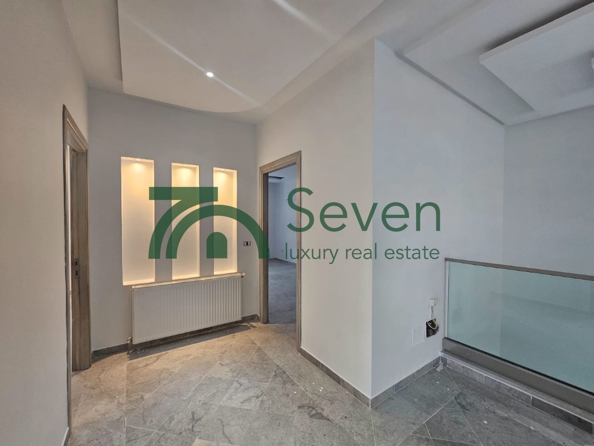 Ain Zaghouan Ain Zaghouan Location Appart. 4 pices Une villa en h5  usage bureautique  ain zaghouen