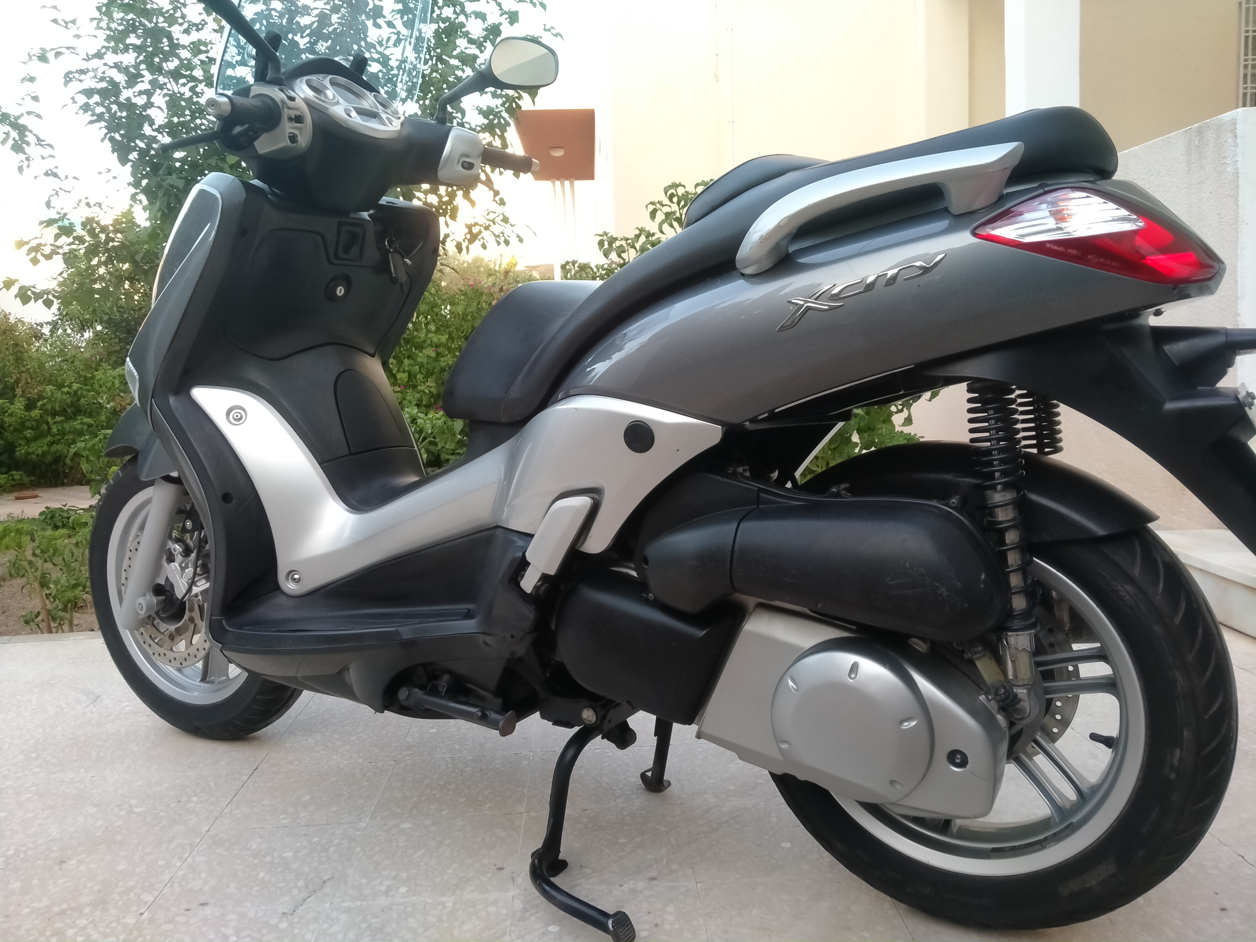 Sousse Jaouhara Sousse Khezama Yamaha Yamaha Scooter yamaha x city 250 cc