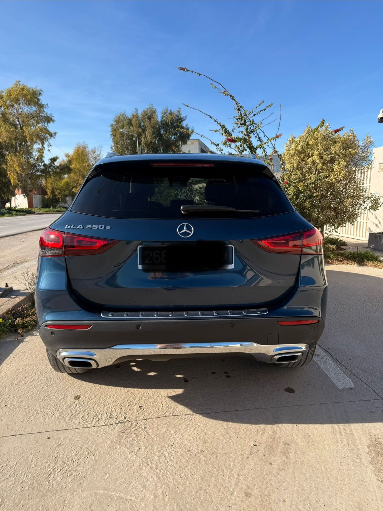 El Menzah El Menzah 9 Mercedes 250 Mercedes  gla 250e importe