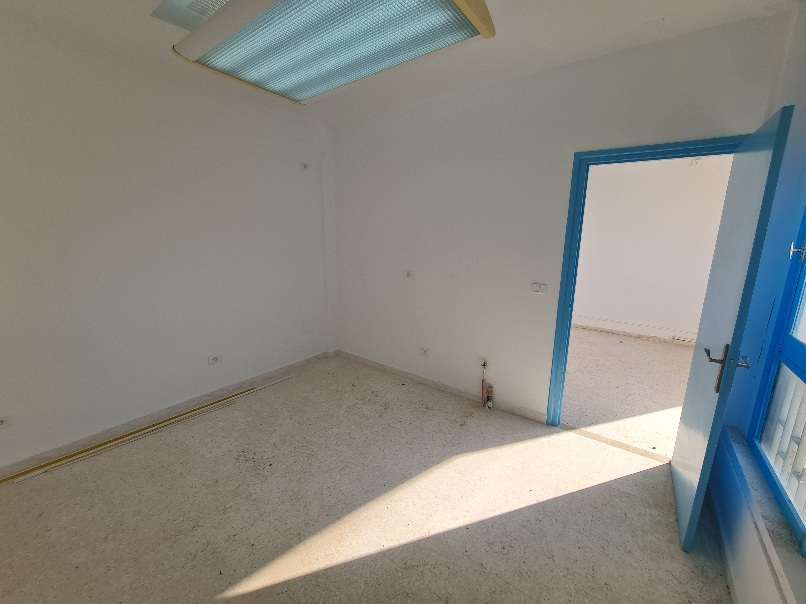 Ariana Ville&nbsp;El Menzah 6&nbsp;Vente&nbsp;Appart. 4 pi�ces&nbsp;Bureau hall plus 4 vte a el manzah 6 wb4048