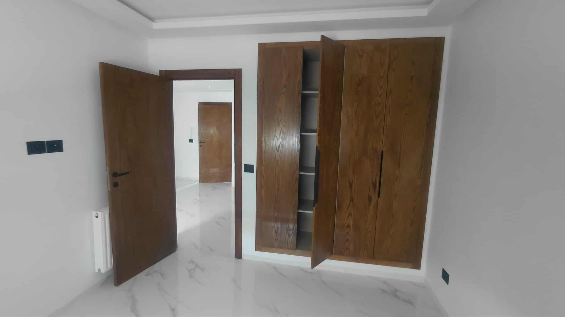 Ain Zaghouan Ain Zaghouan Location Appart. 2 pices S plus 1 hst a cit wahat wb4312