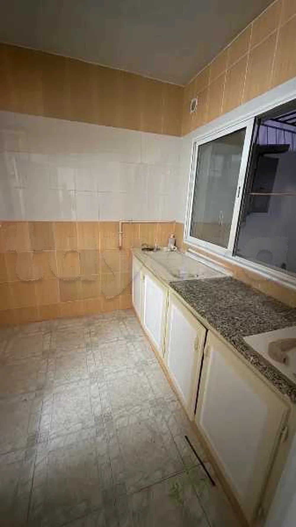 Mnihla Jardins d'el Menzah Location Appart. 2 pices S plus 1 aux jmzh 2 wb4320