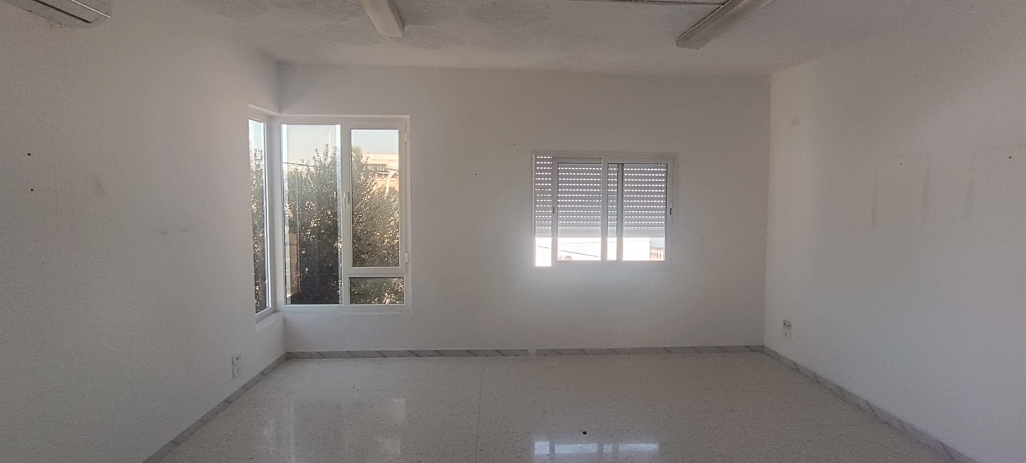 Bureaux & Commerces&nbsp;Bureau