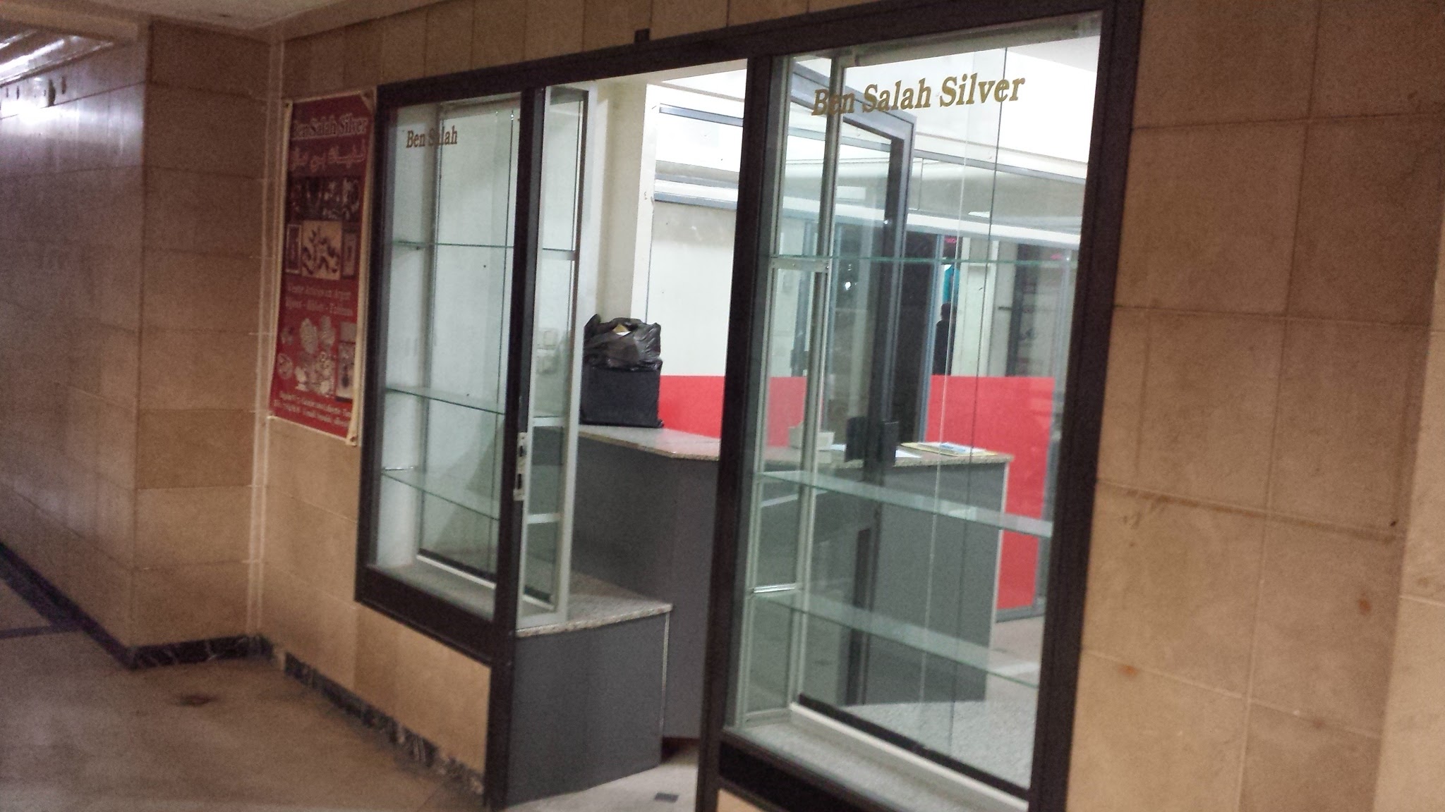 Bureaux & Commerces Surfaces