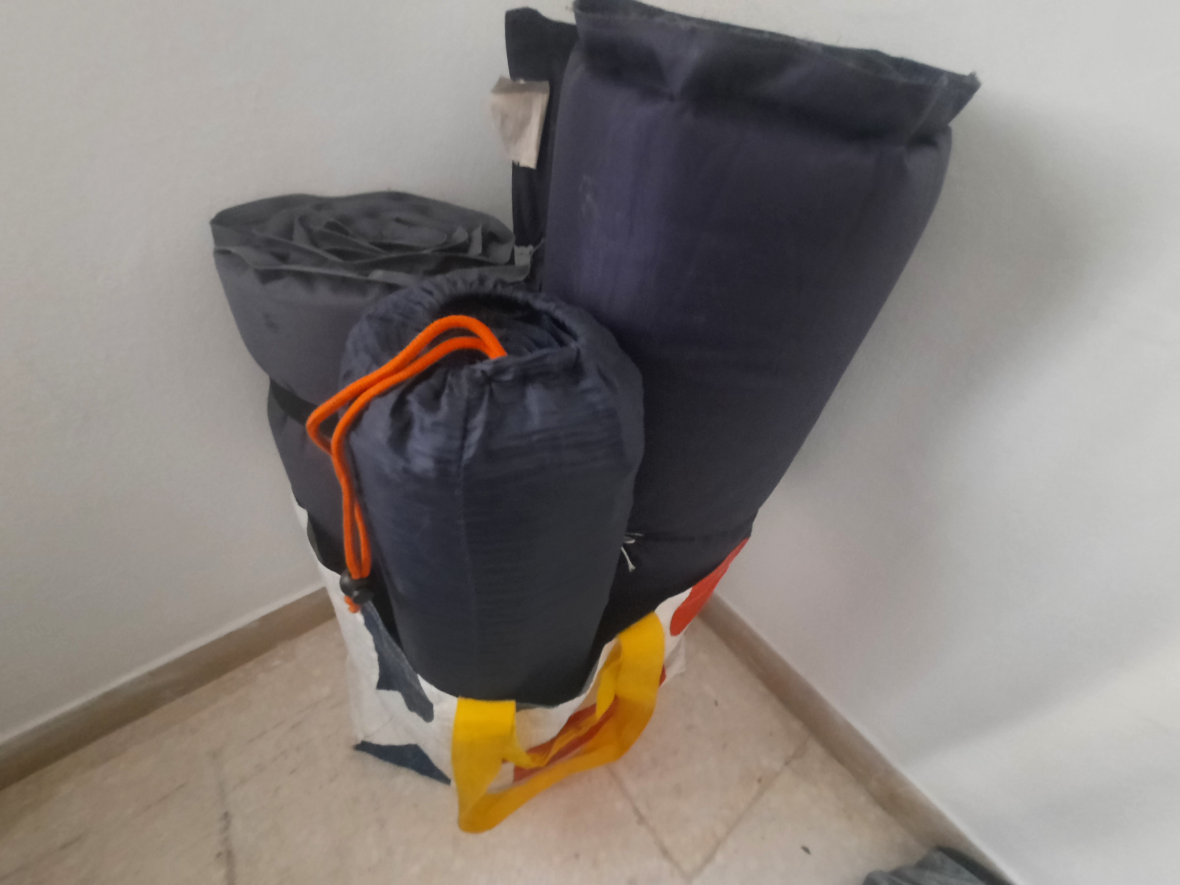 La Soukra&nbsp;Cite Hedi Nouira&nbsp;Autre&nbsp;Autre&nbsp;Matela quechua gonflables pour les piqueniques