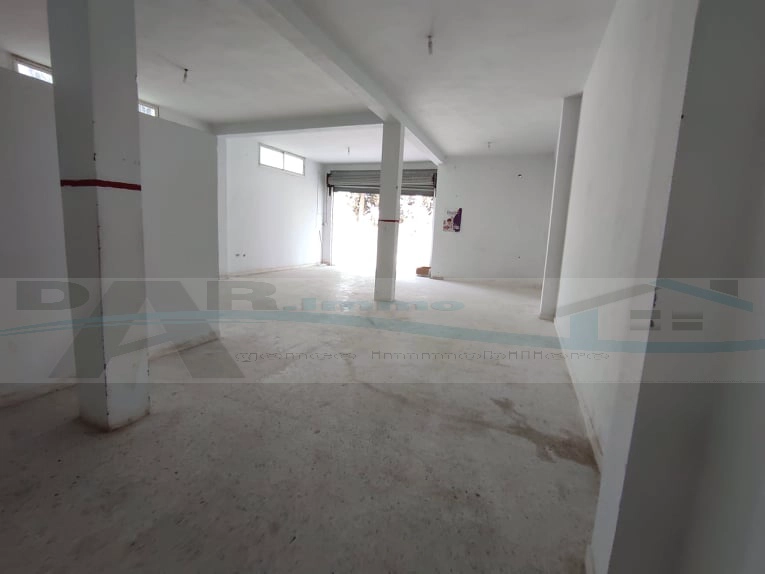 Bou Mhel El Bassatine Bou Mhel Bureaux & Commerces Surfaces Local 120m2 a bassatine