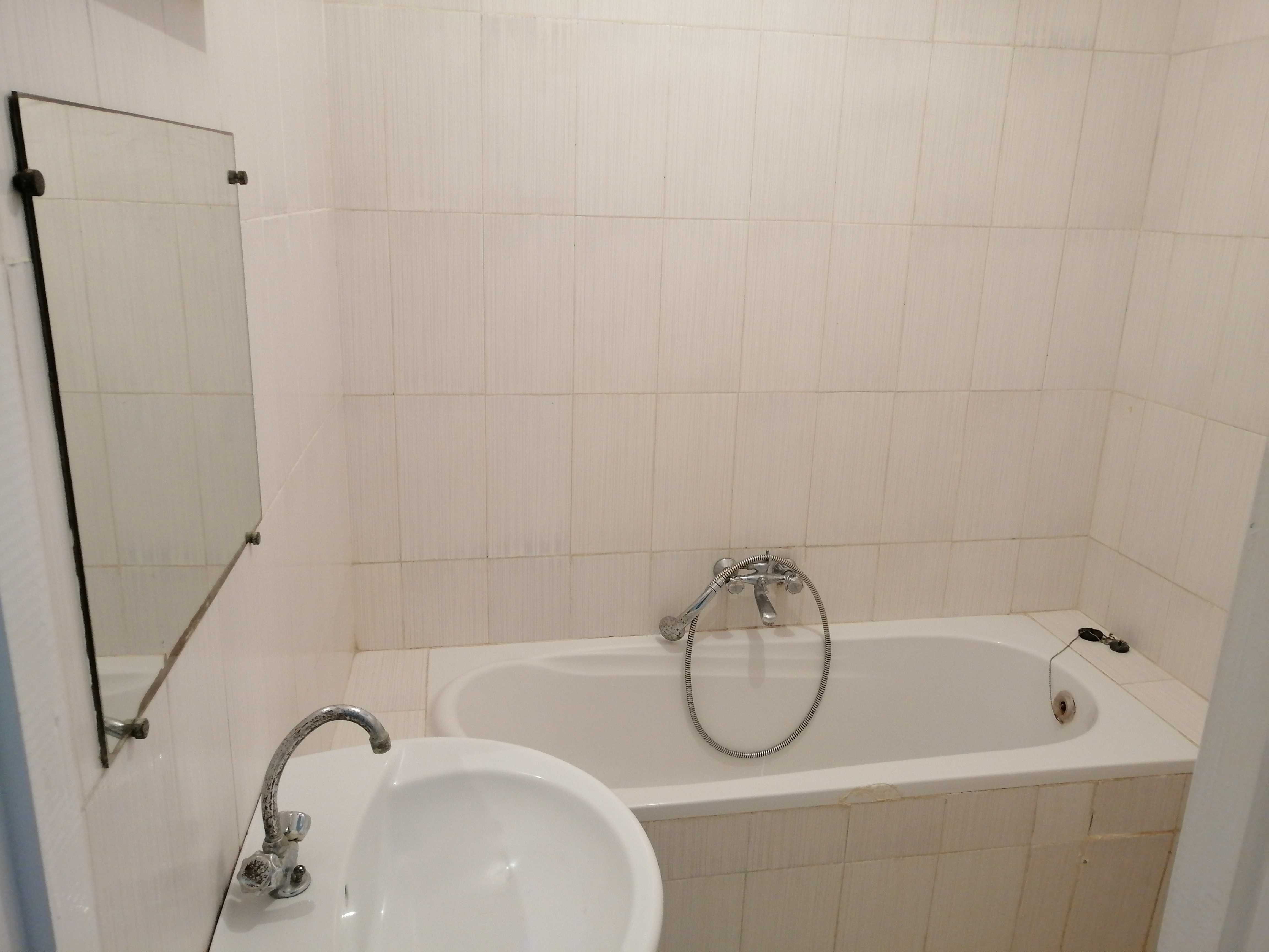 Raoued Ariana Essoughra Location Appart. 1 pice Studio ariana essoughra