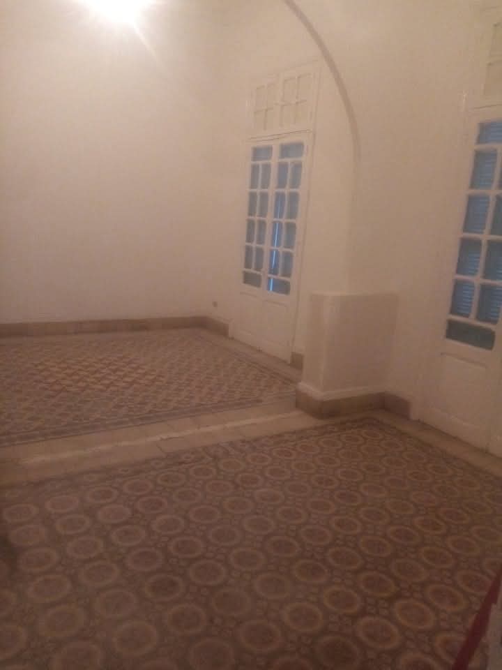 Bab Bhar Bab Bhar Location Appart. 3 pices Appt s2 tres propre avenue borguiba