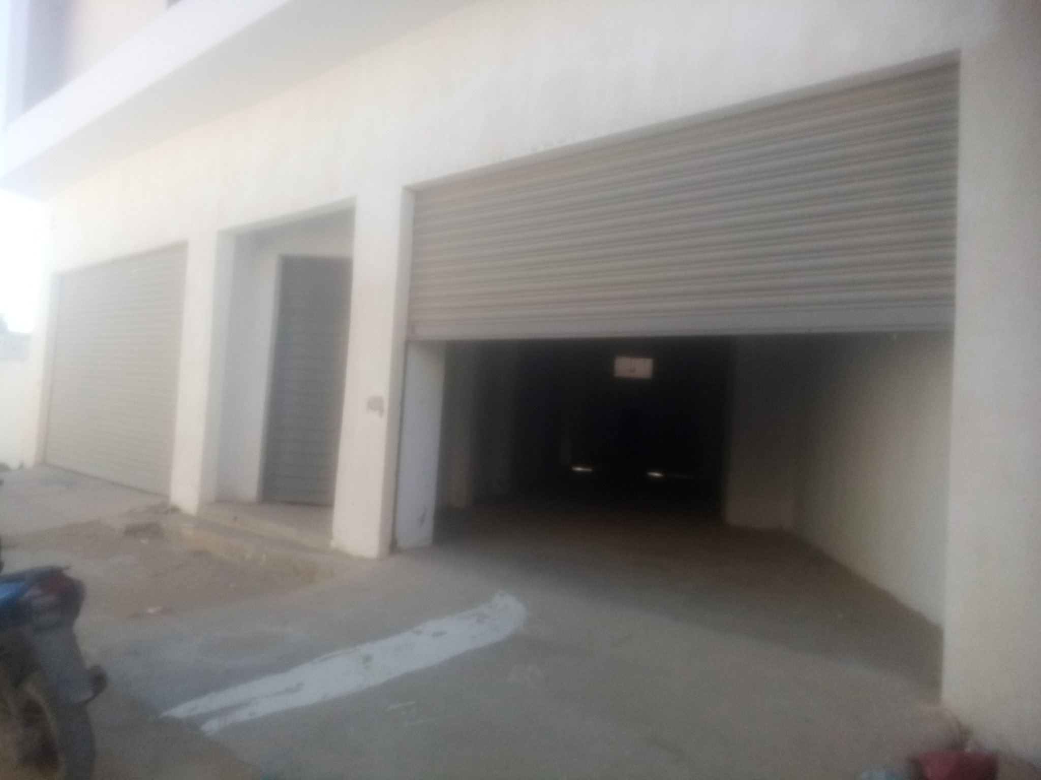 Carthage Cartage Byrsa Bureaux & Commerces Surfaces Grand depot de 306 m2 a carthage byrsa