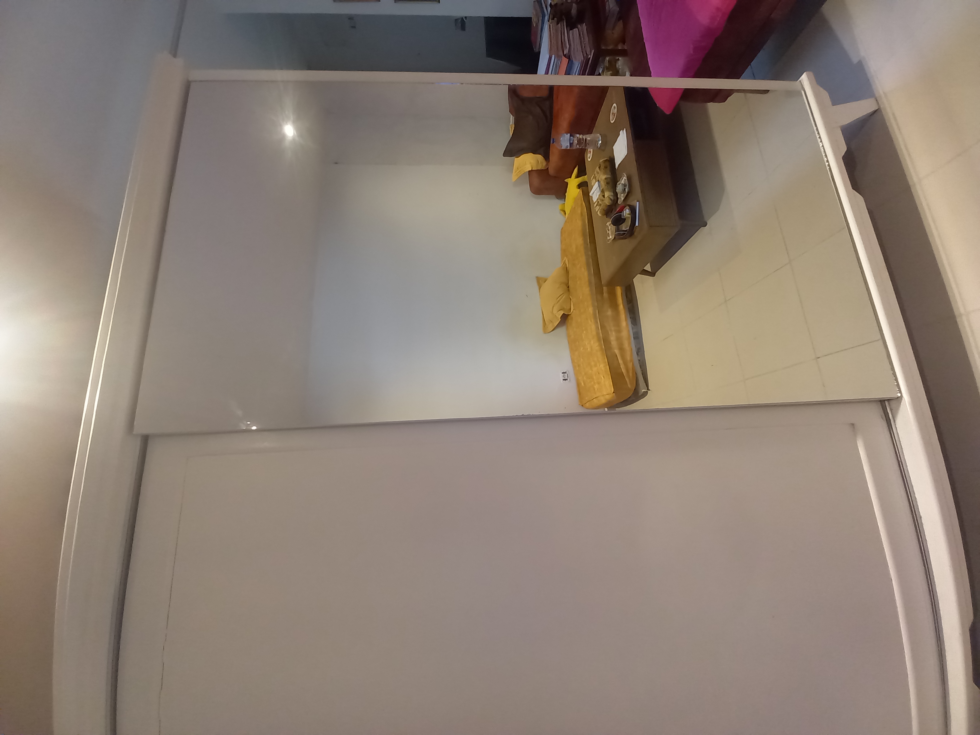 Hammam Chatt Borj Cedria Chambres  coucher Armoires - Dressing Garde robe avec miroir trs bon tat